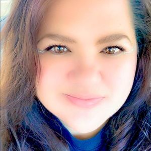 Meet your Posher, Belle